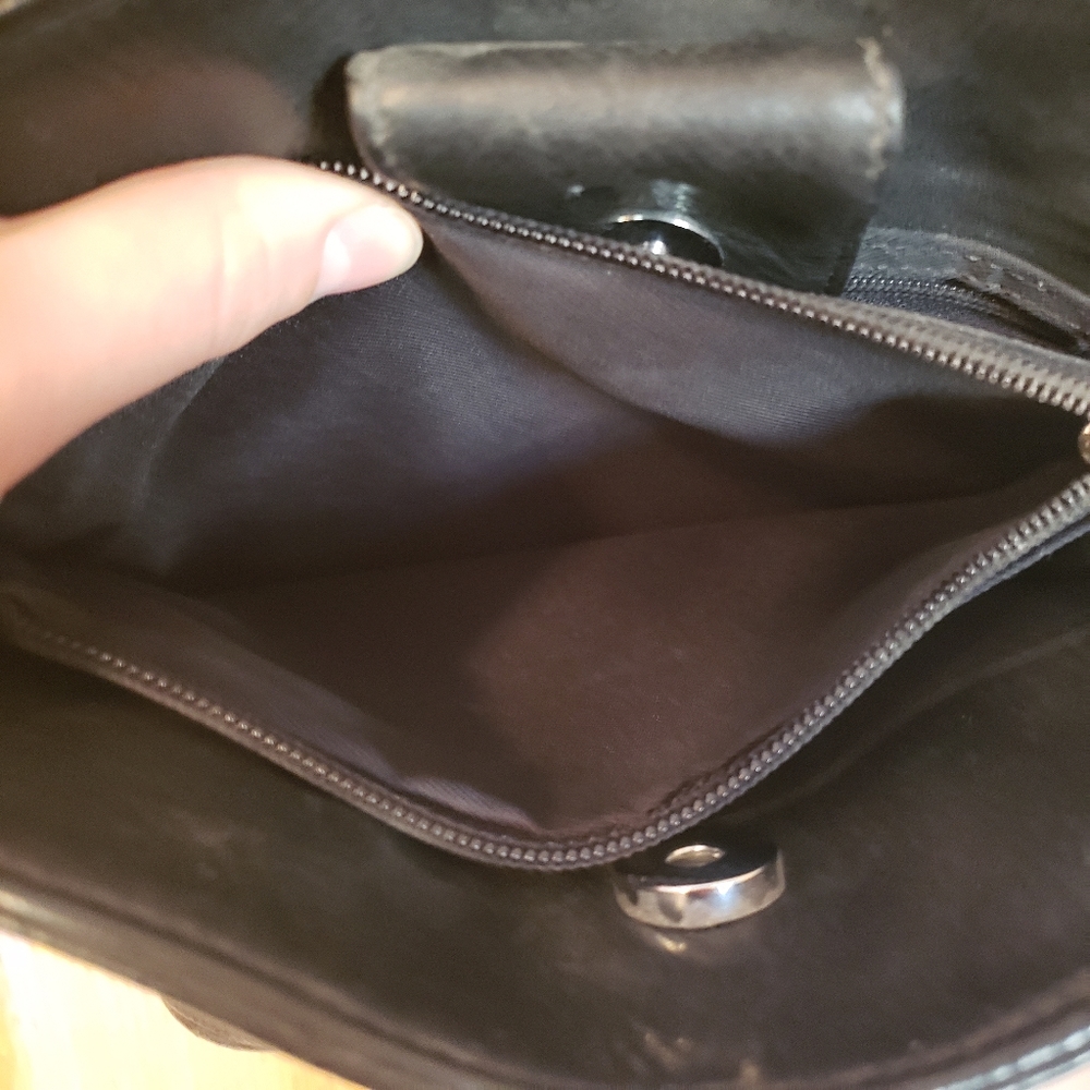 Fossil Crossbody Bag - Picture 8 of 14